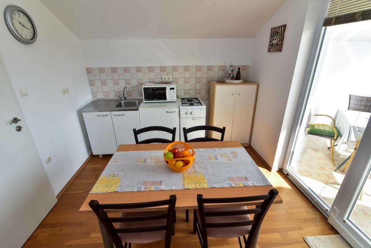 Nena Apartment Sukosan Ngoại thất bức ảnh