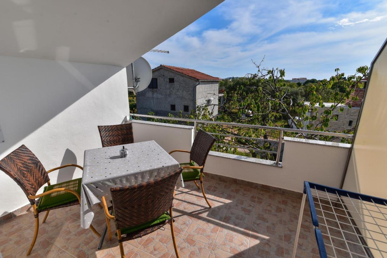 Nena Apartment Sukosan Ngoại thất bức ảnh